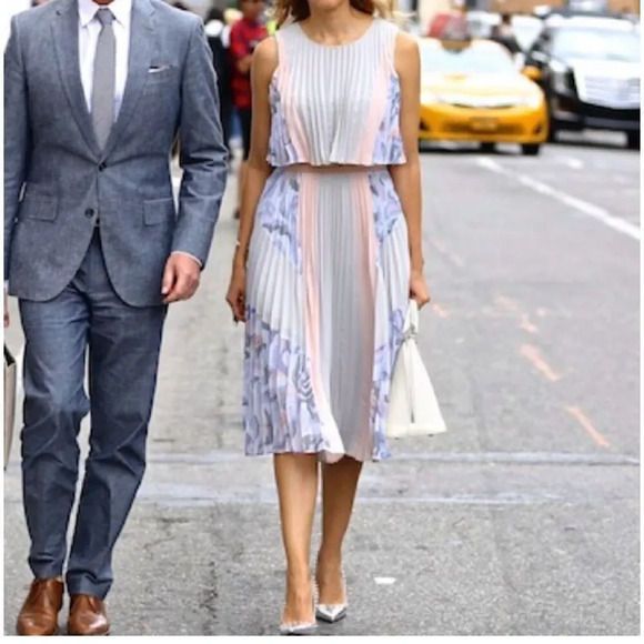 Bcogmaxazria Jaelyn Print Blocked Pleated Dress Size M - Picture 2 of 15